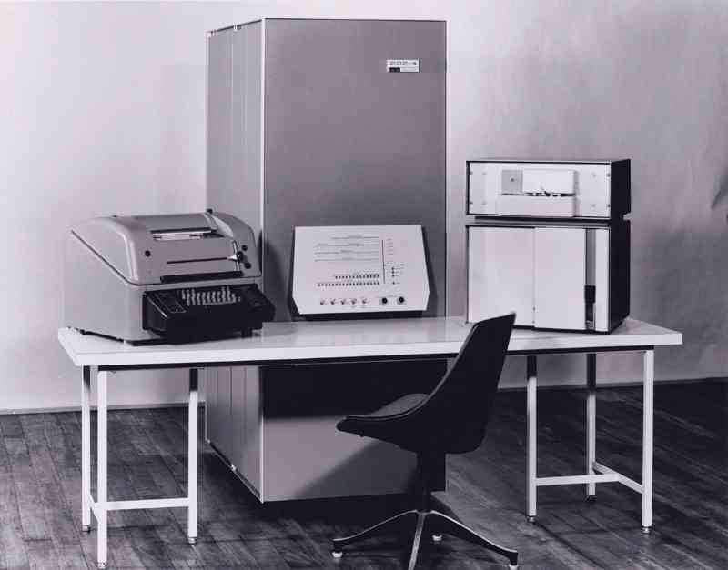 DEC PDP-4